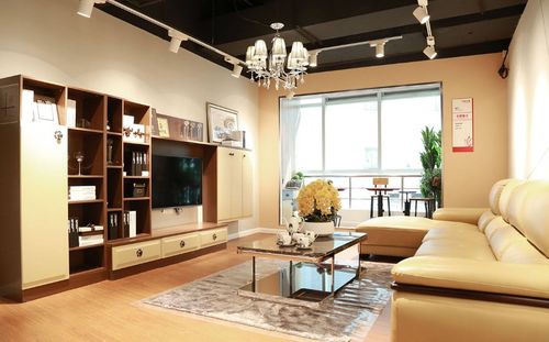 尚品宅配第二 三大股東減持套現8.7億